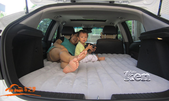 Lắp đệm hơi cho ô tô gúp bạn và gia đình có không gian thư giãn tuyệt vời